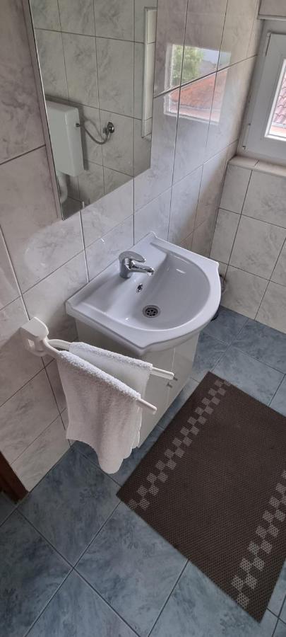 Apartmani Italo Биоград-на-Мору Экстерьер фото